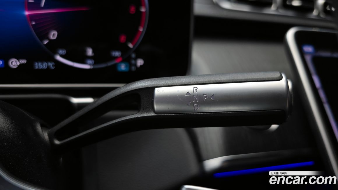 Mercedes-Benz S-Class 2022