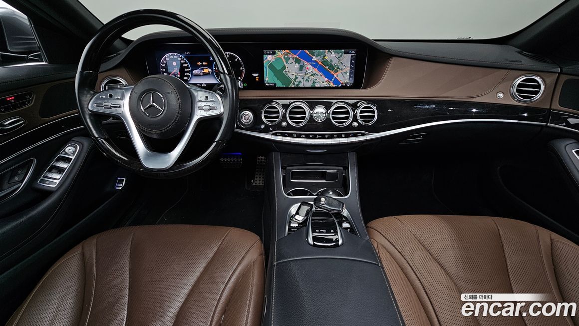 Mercedes-Benz S-Class 2020