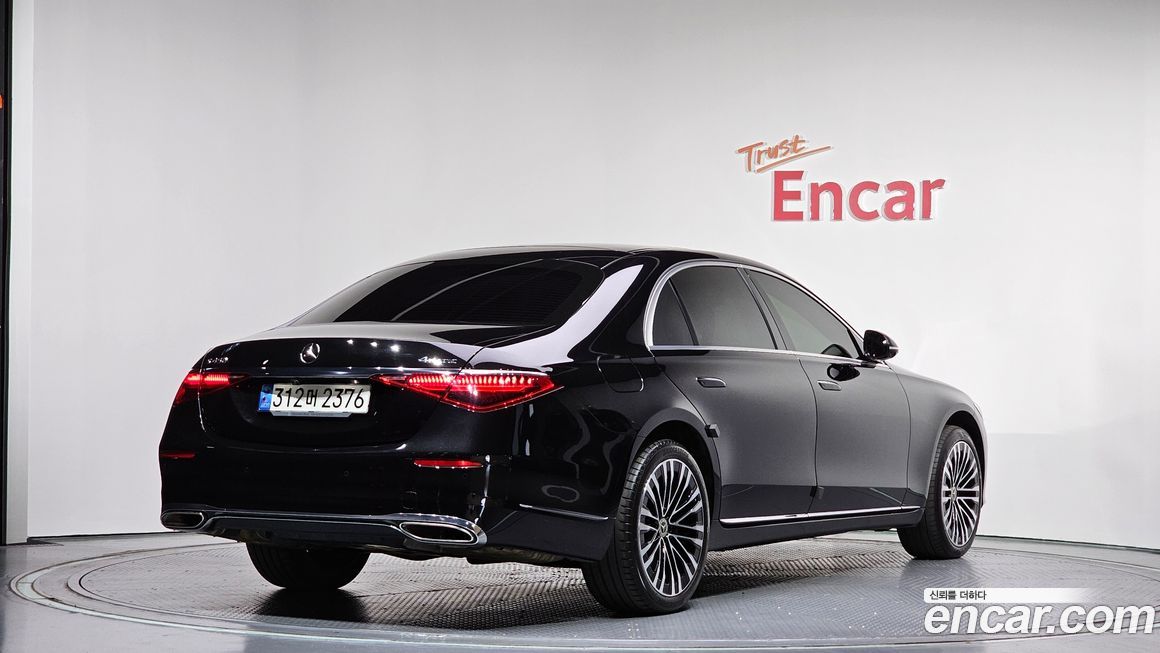 Mercedes-Benz S-Class 2022