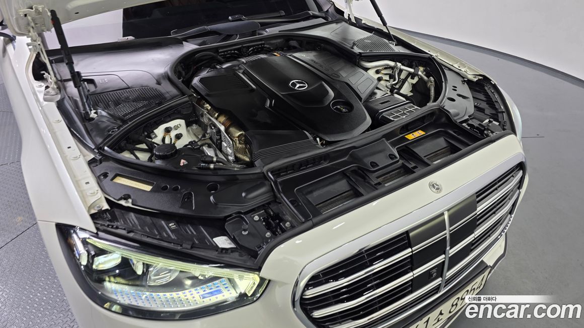 Mercedes-Benz S-Class 2022