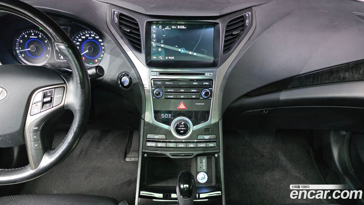 Hyundai Grandeur 2012
