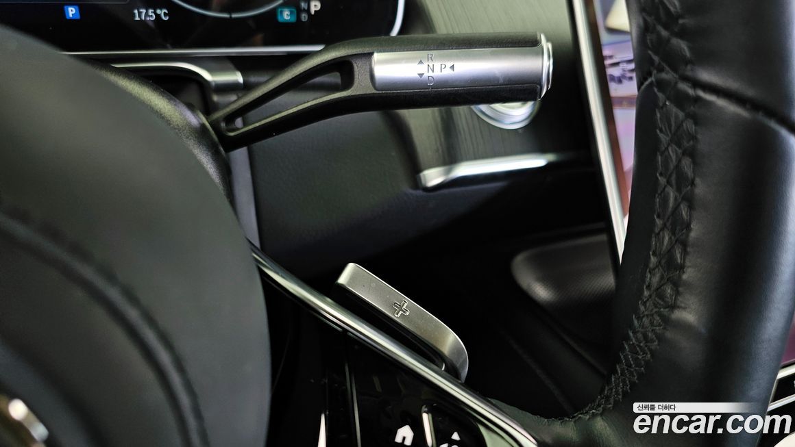 Mercedes-Benz S-Class 2022