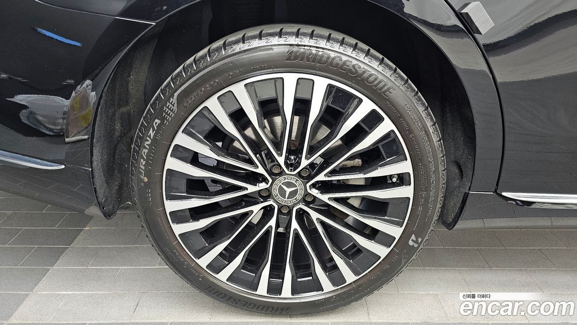 Mercedes-Benz S-Class 2022