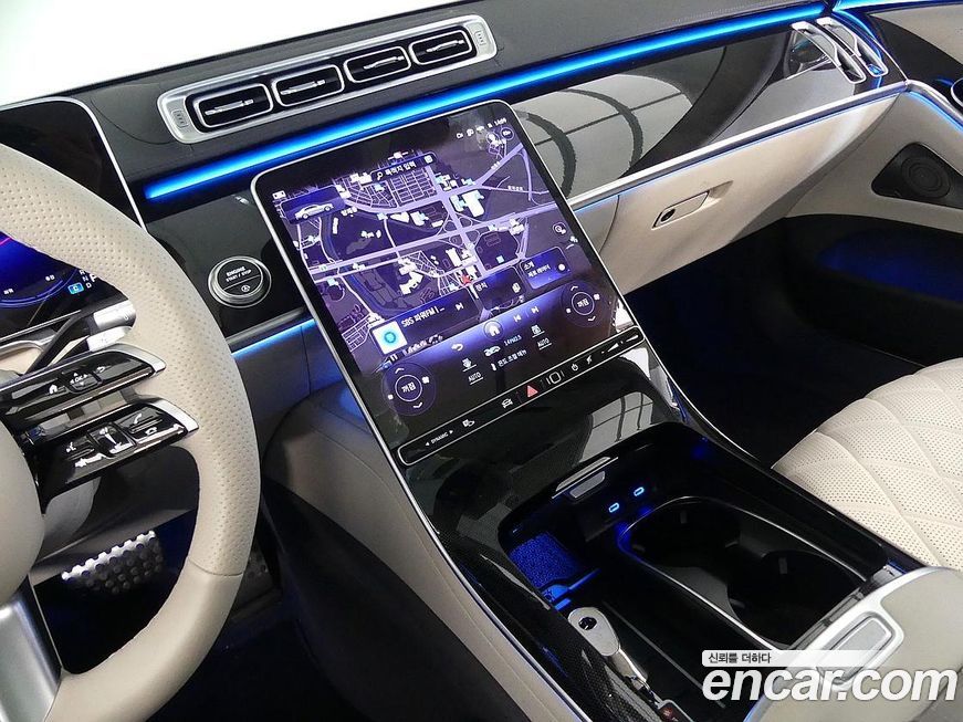 Mercedes-Benz S-Class 2024