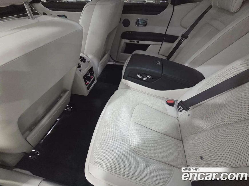 Rolls-Royce Ghost 2021