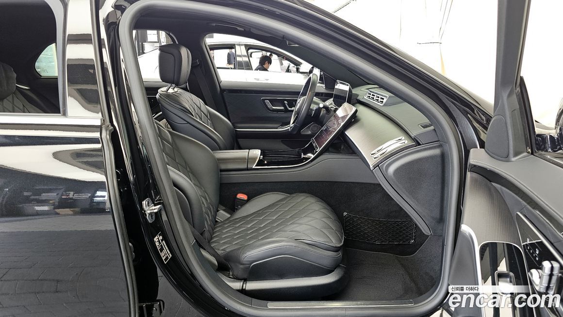 Mercedes-Benz S-Class 2022