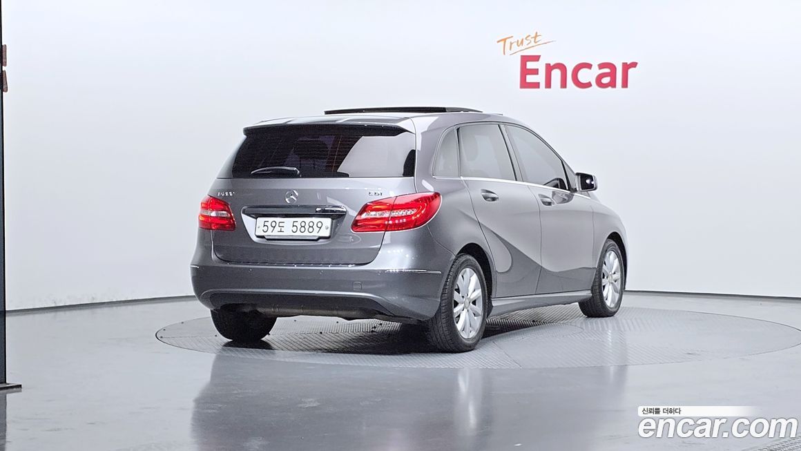 Mercedes-Benz B-Class 2015