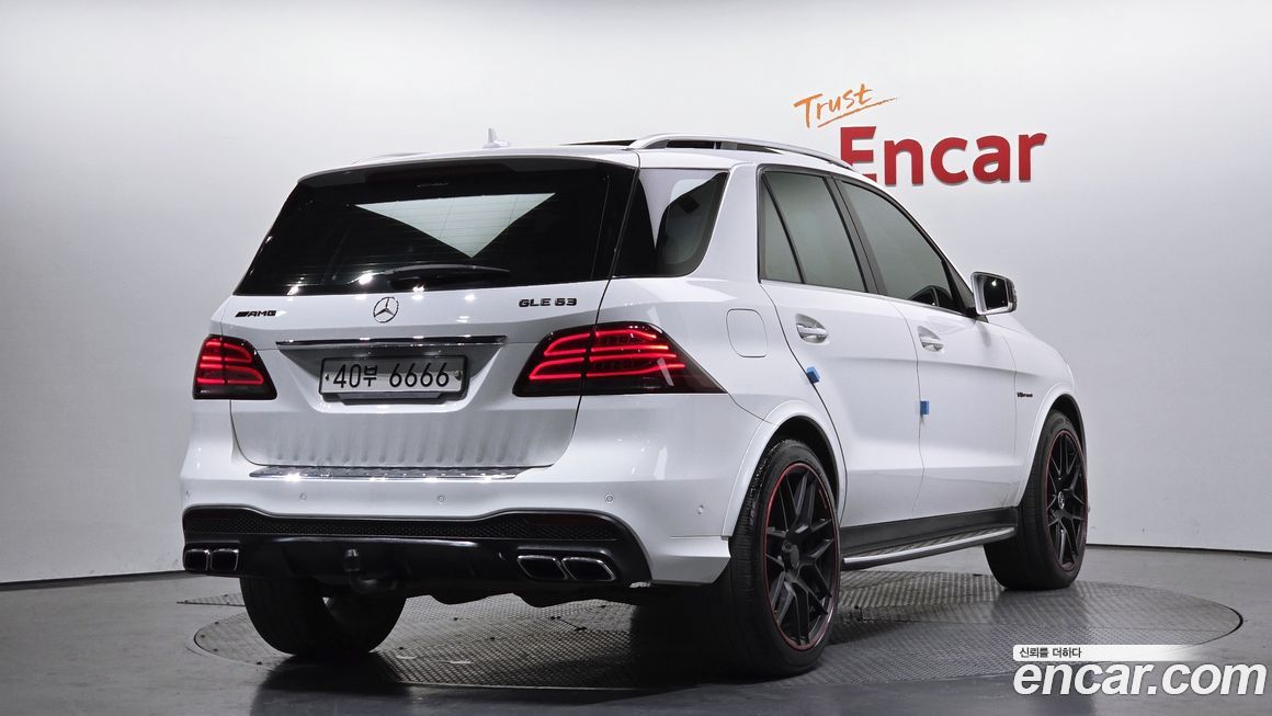 Mercedes-Benz GLE-Class 2016