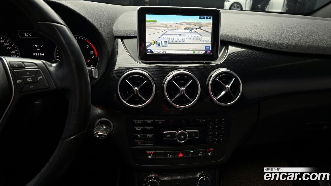 Mercedes-Benz B-Class 2015