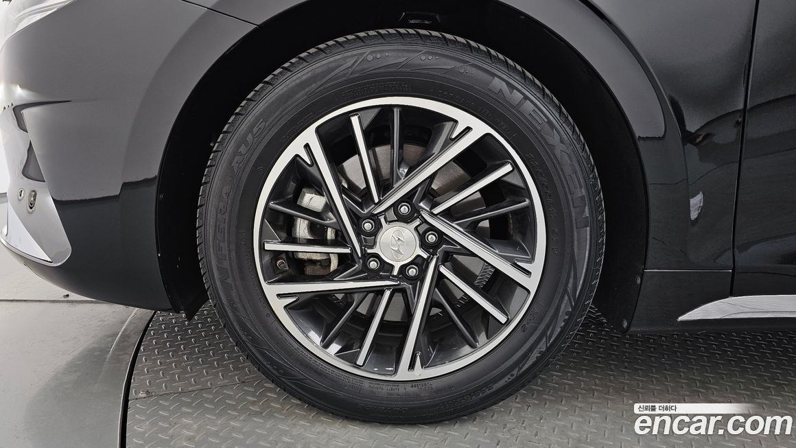 Hyundai Grandeur 2021