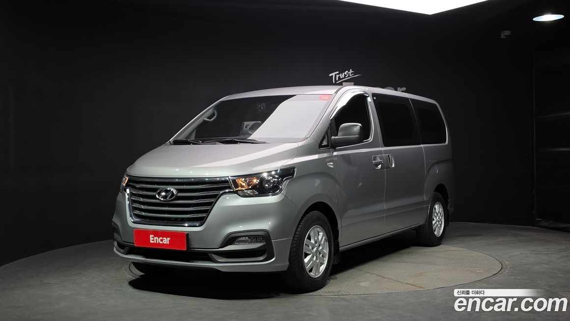 Hyundai Starex 2021