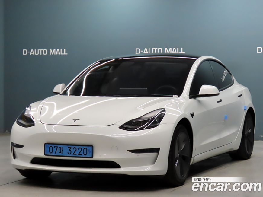 Tesla Model 3 2022