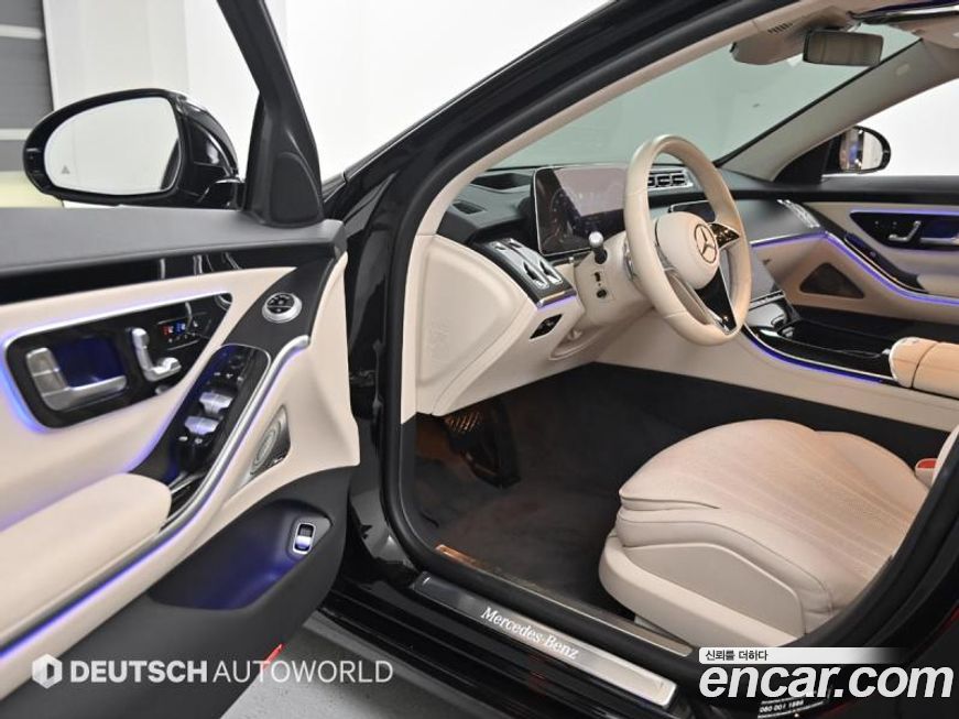 Mercedes-Benz S-Class 2025
