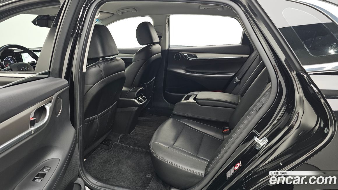 Hyundai Grandeur 2021