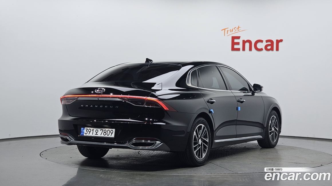 Hyundai Grandeur 2021