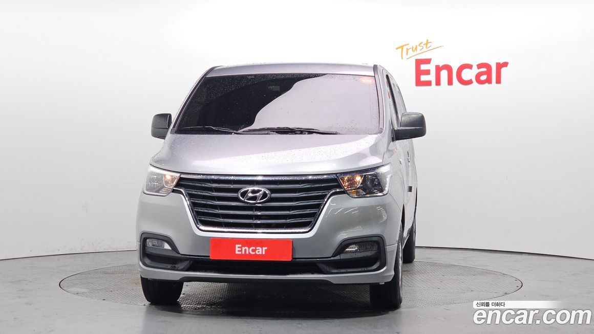 Hyundai Starex 2021