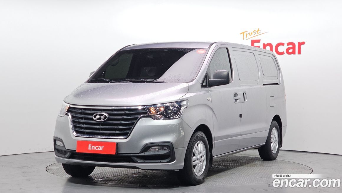 Hyundai Starex 2021