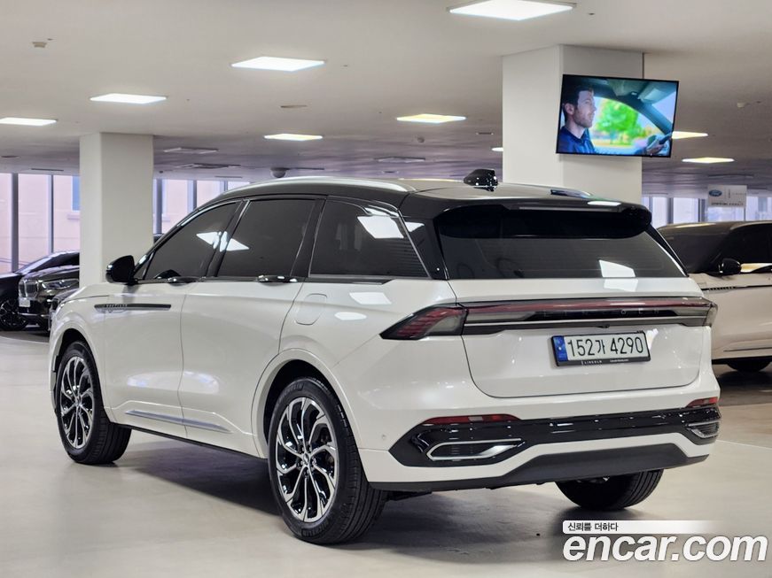 Lincoln Nautilus 2024