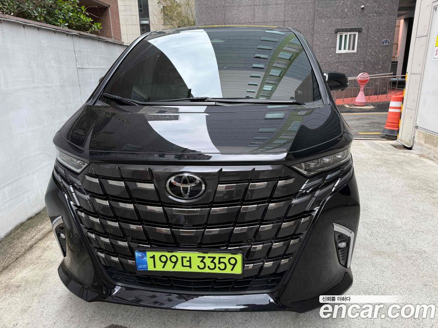 Toyota Alphard 2024