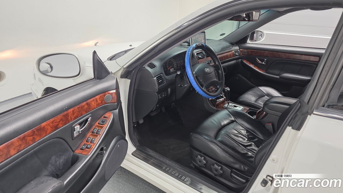 Hyundai Grandeur 2005