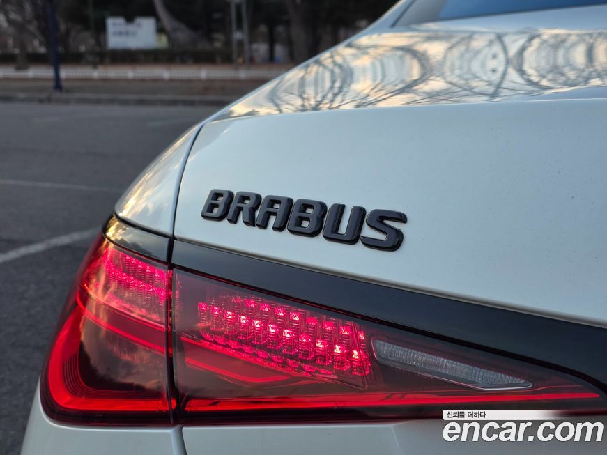 Mercedes-Benz S-Class 2021