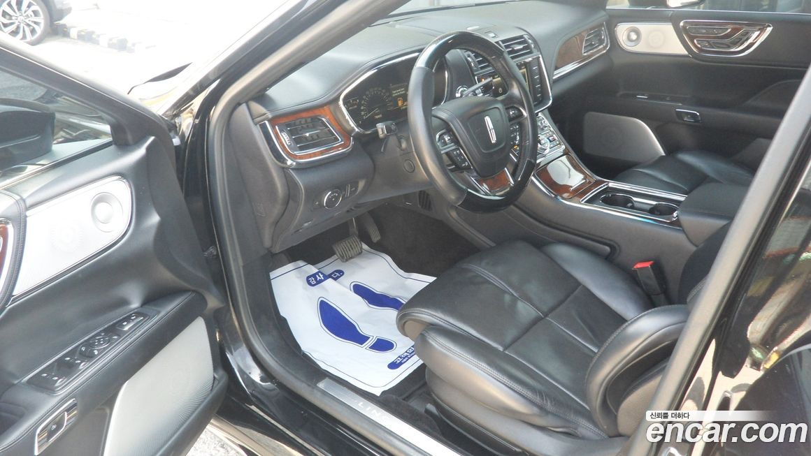 Lincoln Continental 2018