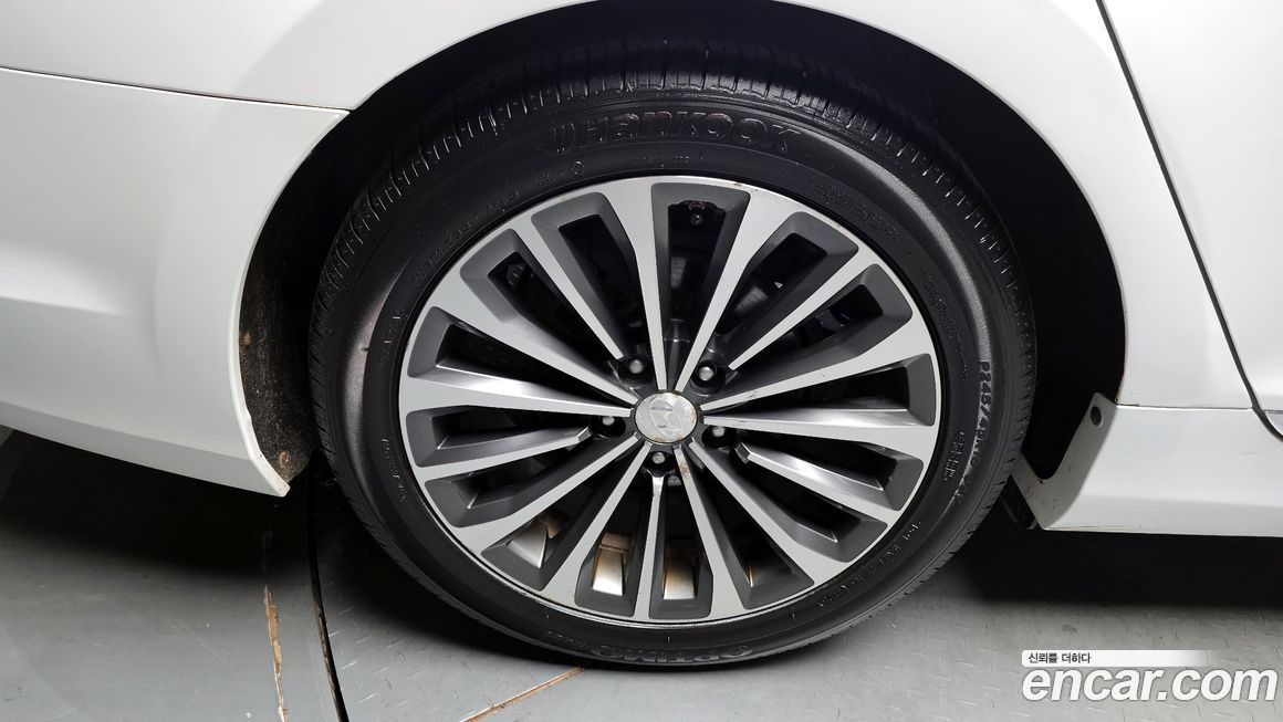 Hyundai Grandeur 2013