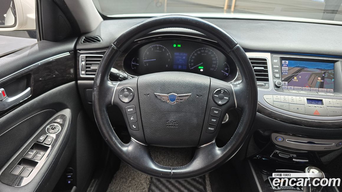 Hyundai Genesis 2014