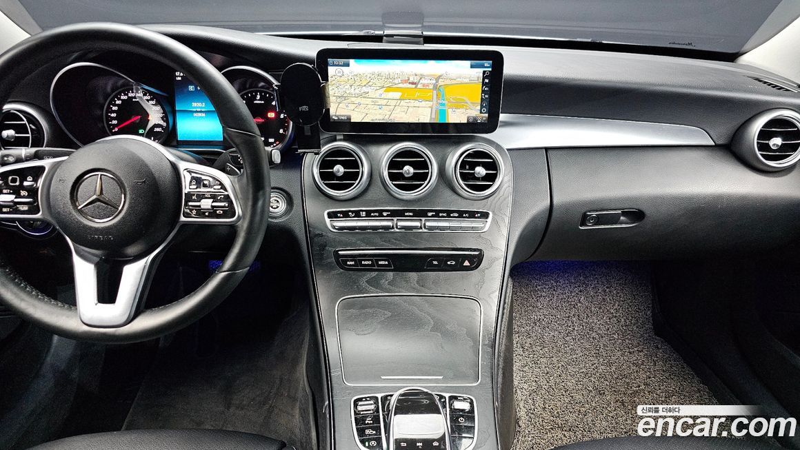 Mercedes-Benz C-Class 2019