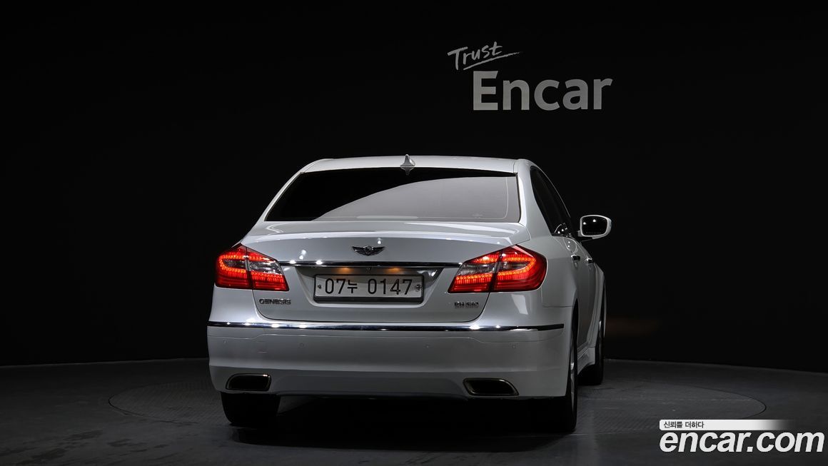 Hyundai Genesis 2014