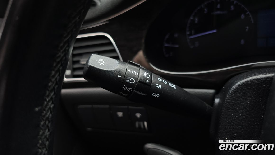 Hyundai Genesis 2014