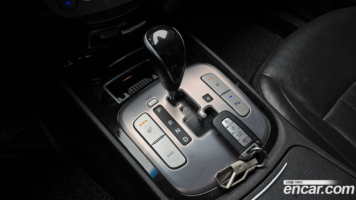 Hyundai Genesis 2014
