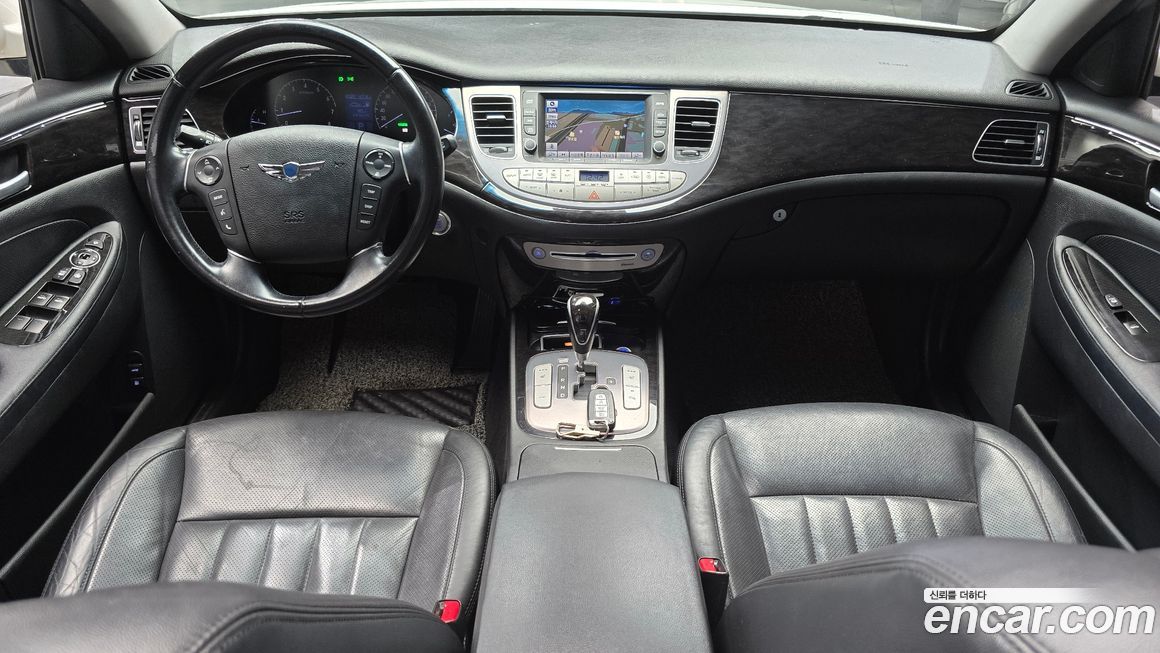 Hyundai Genesis 2014