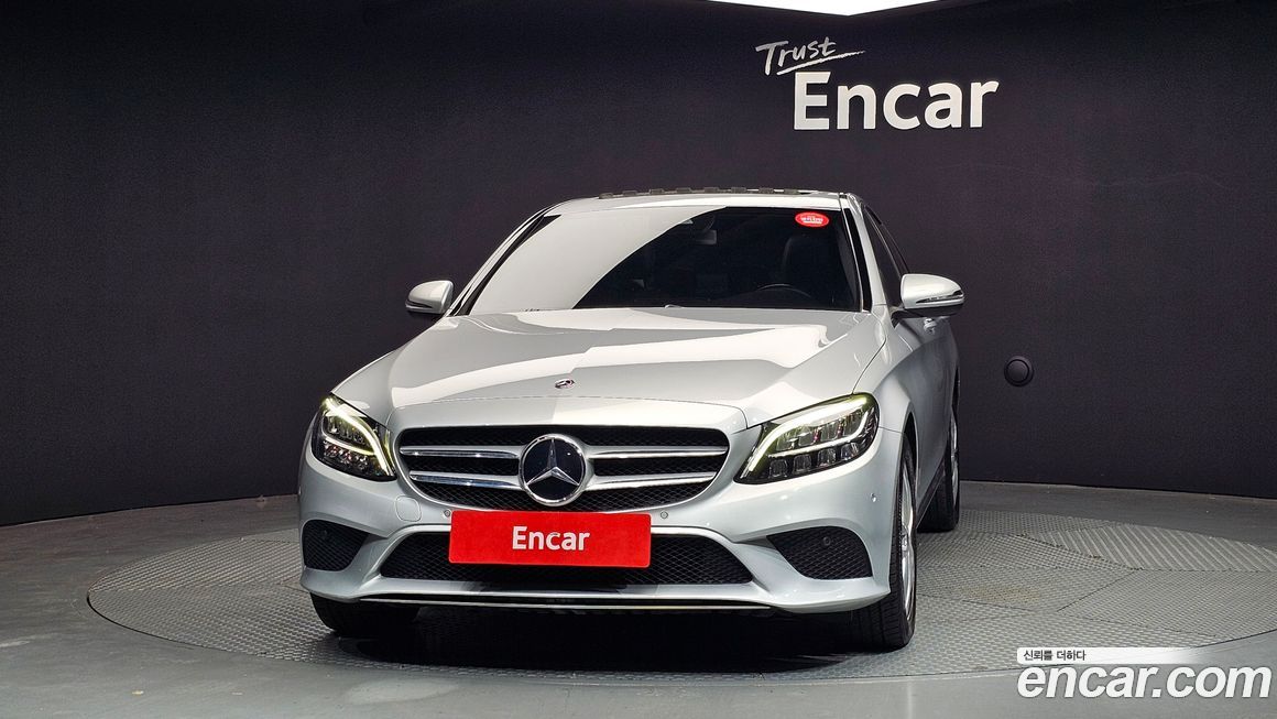 Mercedes-Benz C-Class 2019