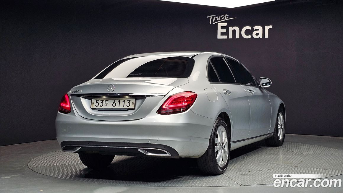 Mercedes-Benz C-Class 2019