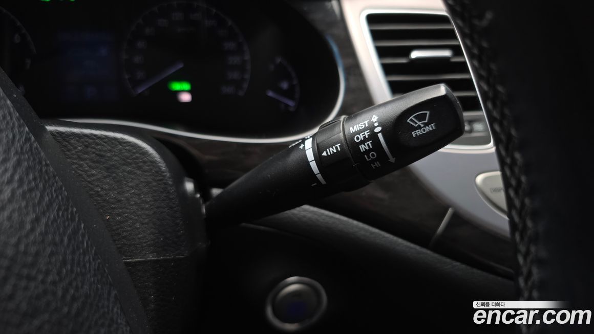 Hyundai Genesis 2014