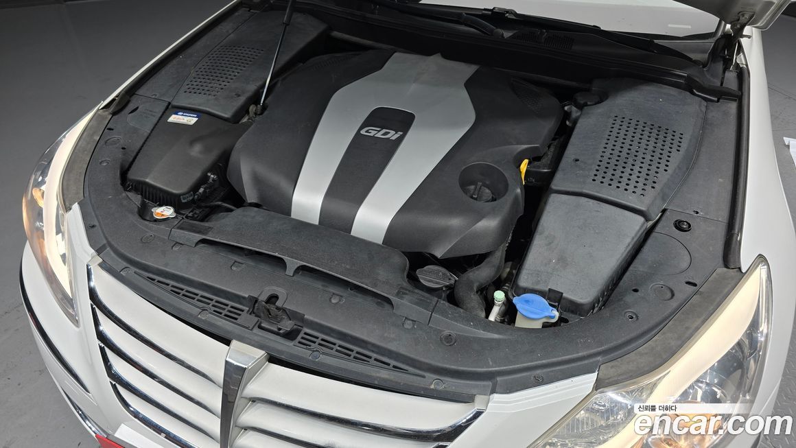 Hyundai Genesis 2014