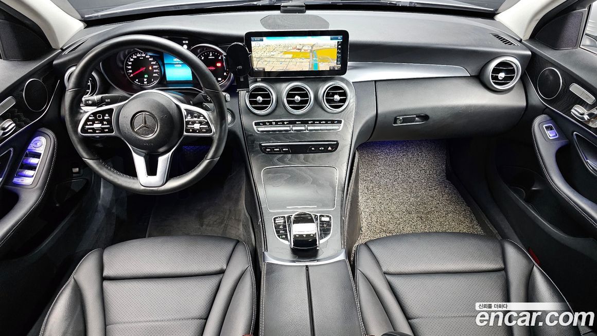 Mercedes-Benz C-Class 2019