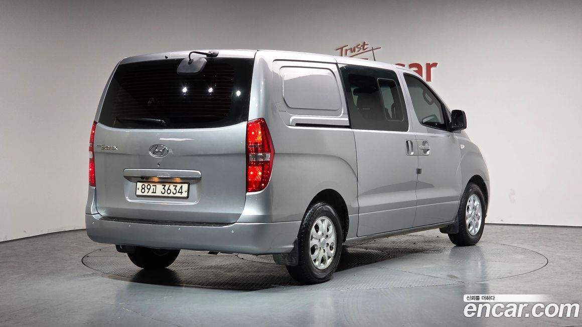 Hyundai Starex 2016