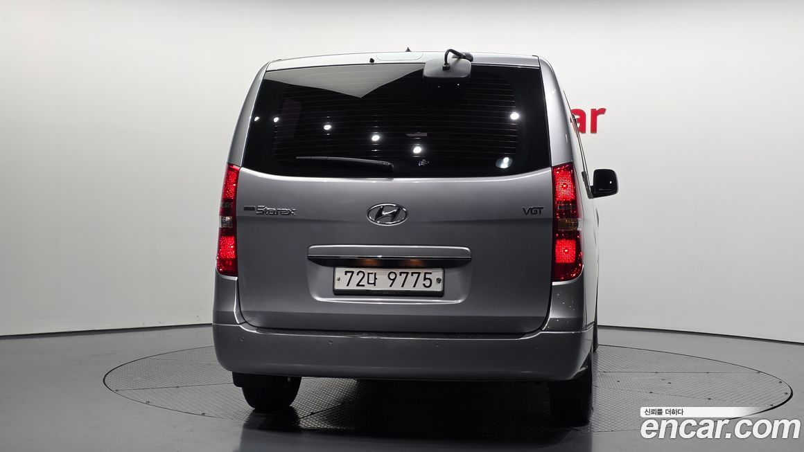 Hyundai Starex 2019