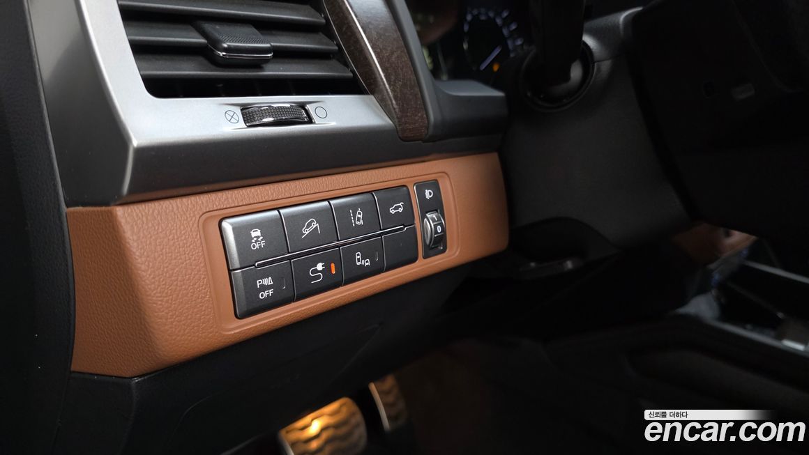 KG_Mobility_Ssangyong Rexton 2019