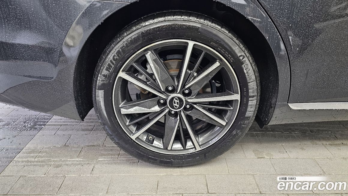 Hyundai Grandeur 2021