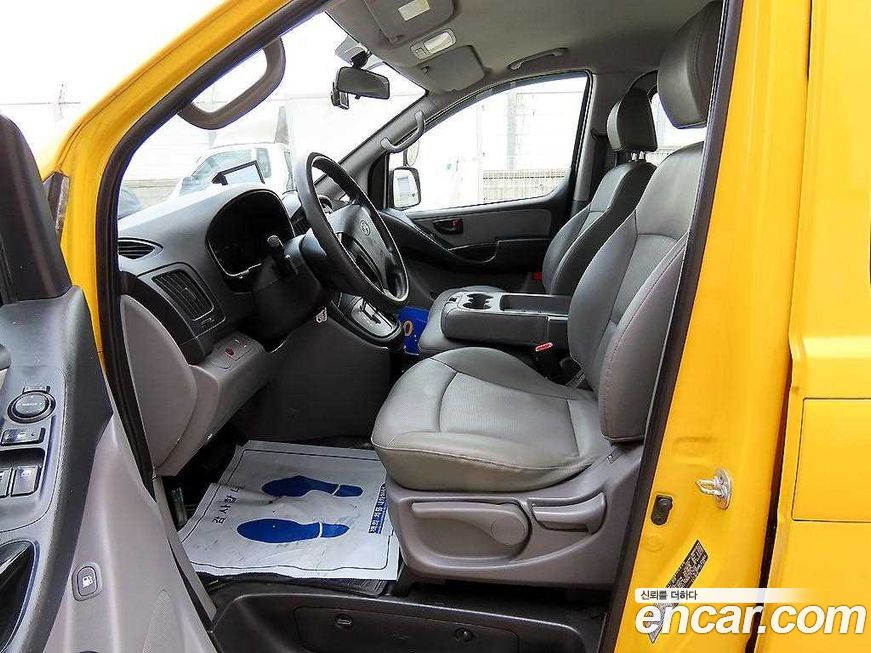 Hyundai Starex 2016
