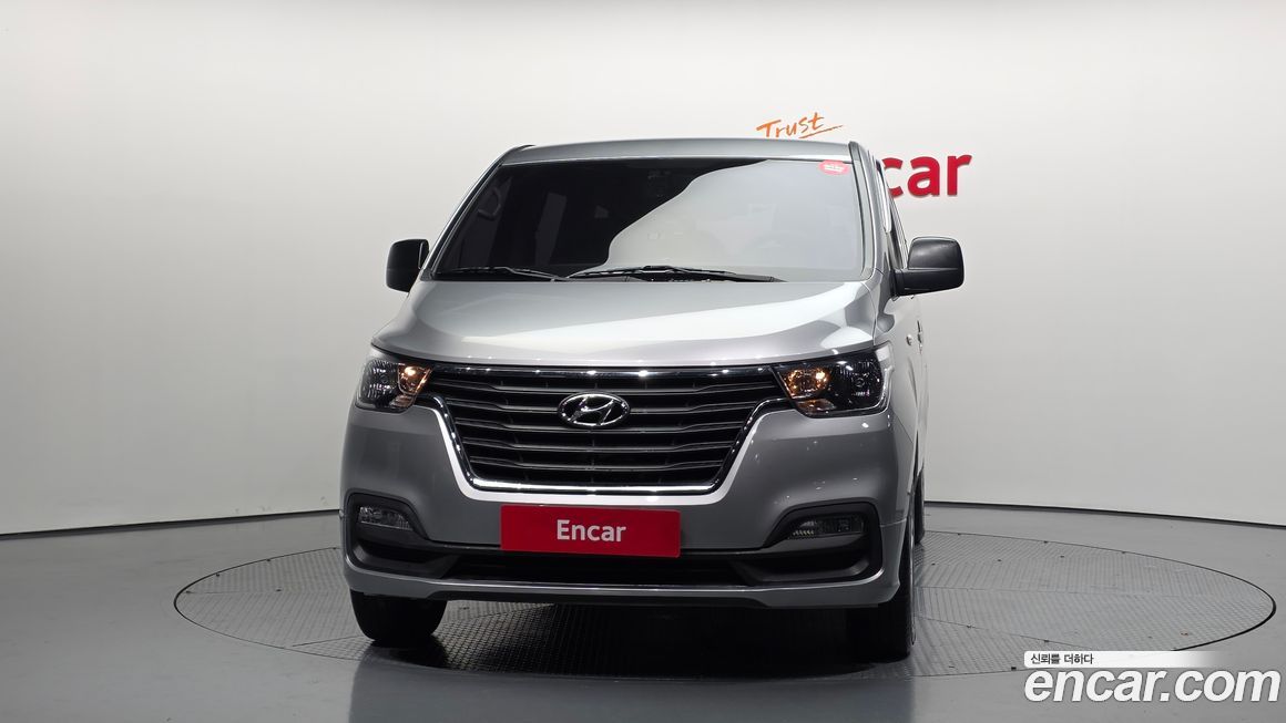 Hyundai Starex 2019