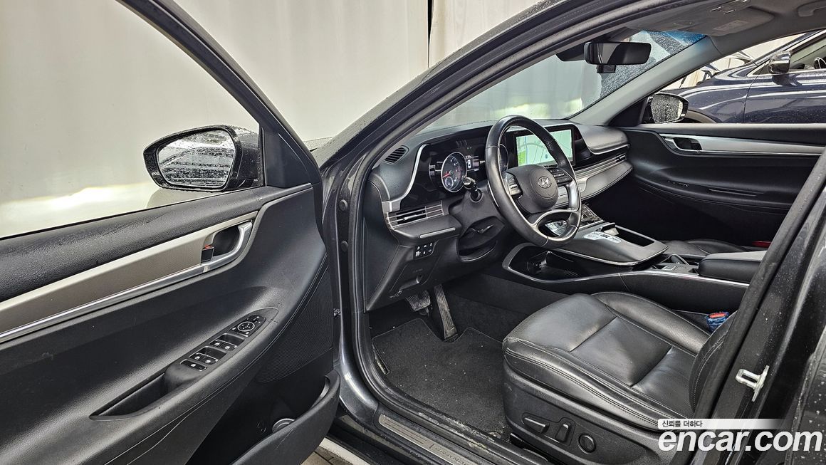 Hyundai Grandeur 2021