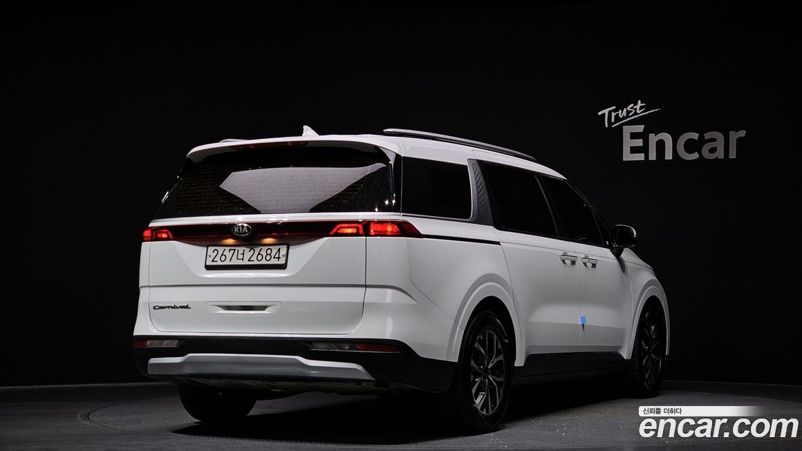 Kia Canival 2021