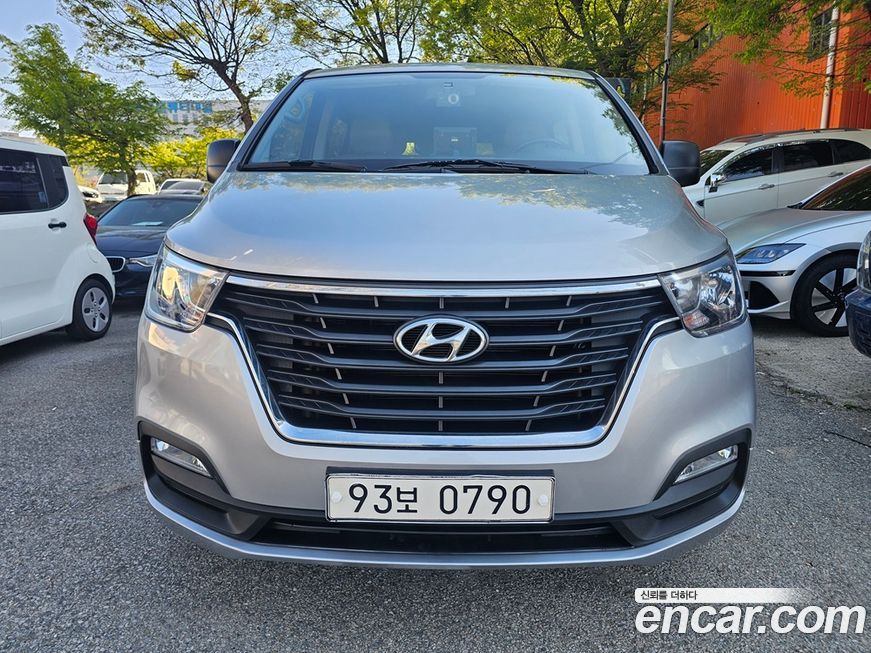 Hyundai Starex 2018
