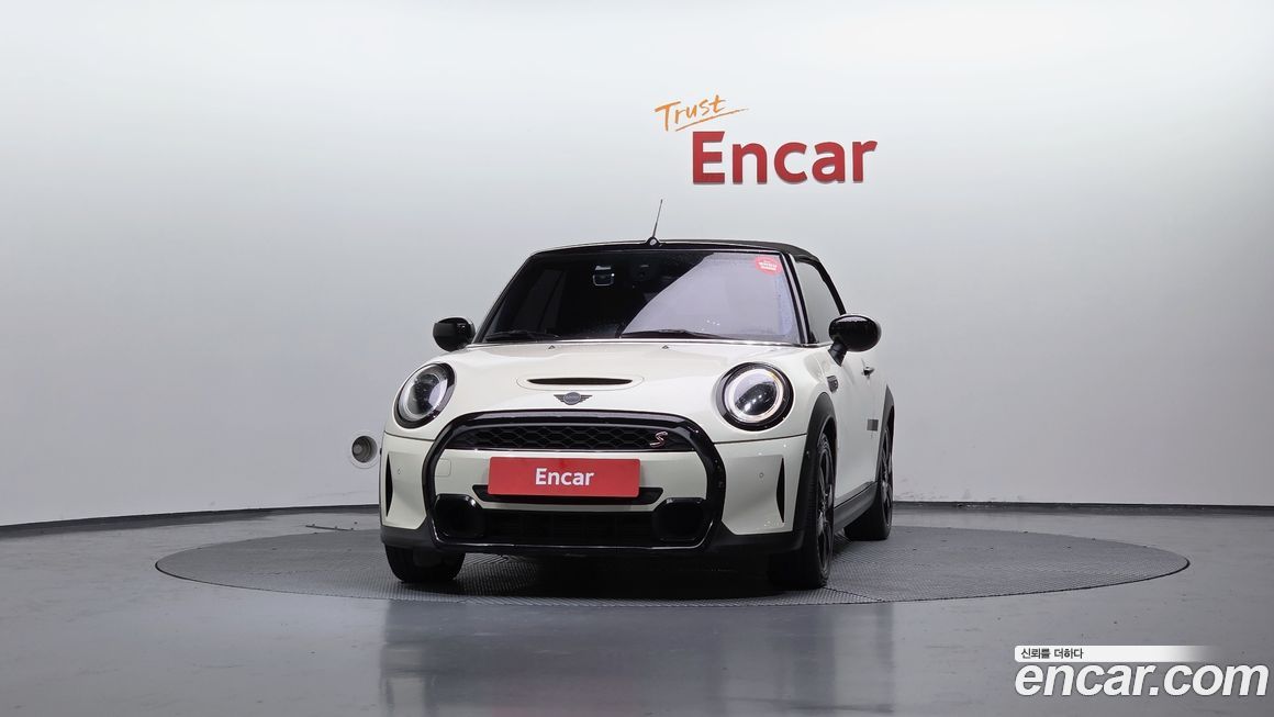 Mini Cooper Convertible 2022