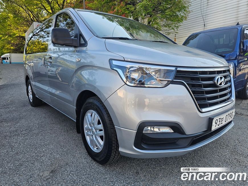 Hyundai Starex 2018