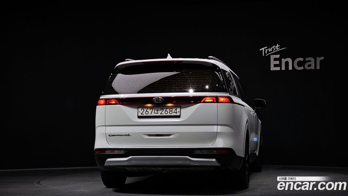 Kia Canival 2021